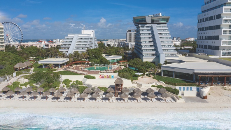 Park Royal Beach Cancún
