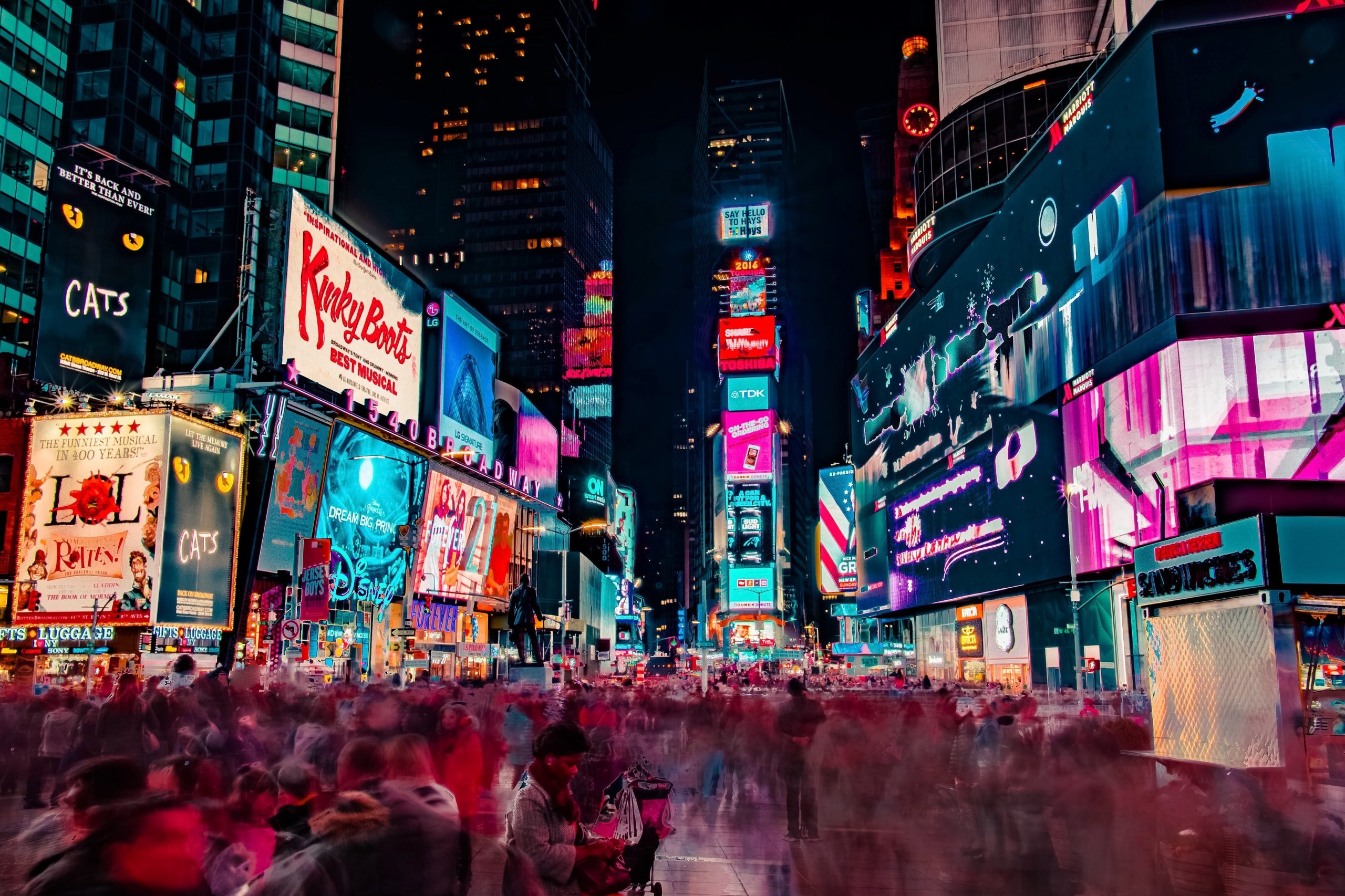 10 SECRETS OF TIMES SQUARE - Royal Holiday