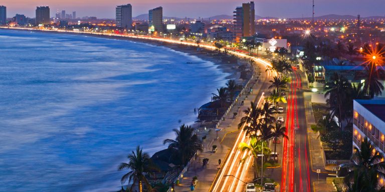 malecon mazatlán