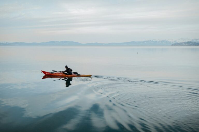 kayak- lake tahoe