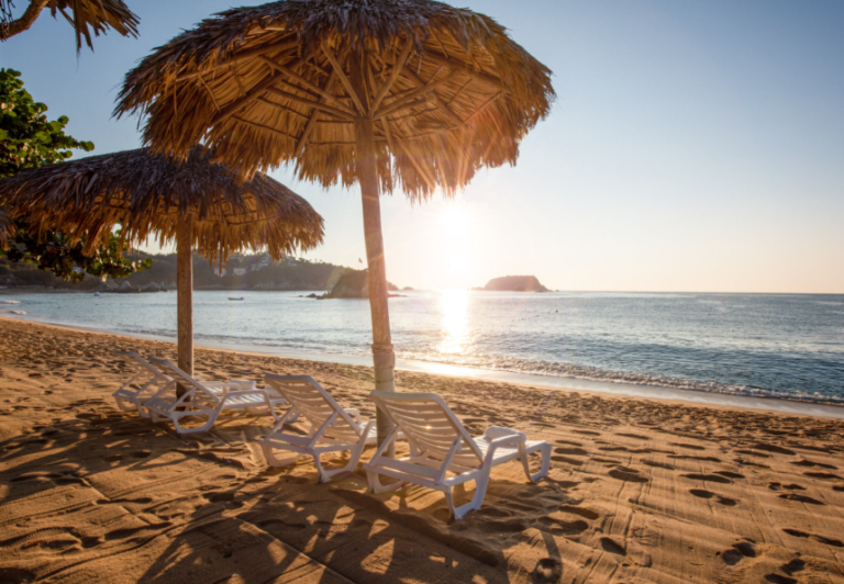 park royal beach huatulco