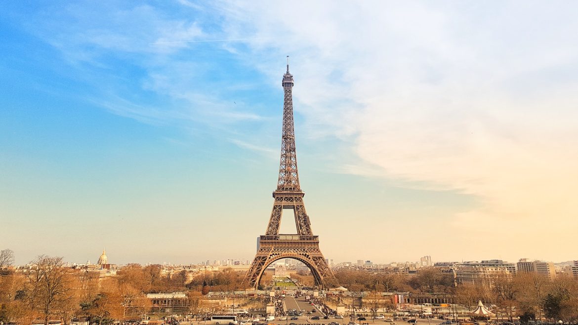 TORRE EIFFEL
